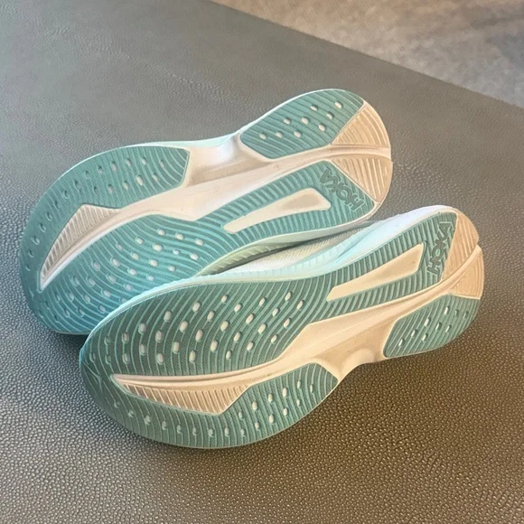 Hoka Mach 6 White and Light Blue Athletic Shoes - Picture 4 of 8